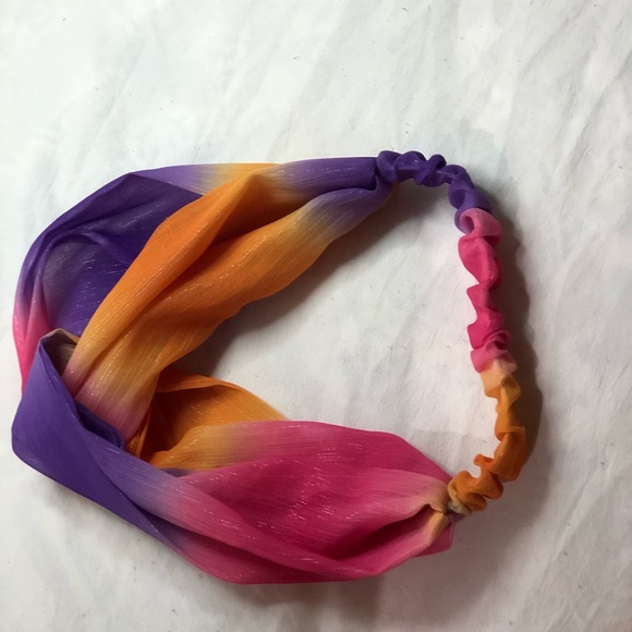 Headband - Picture 4 of 5